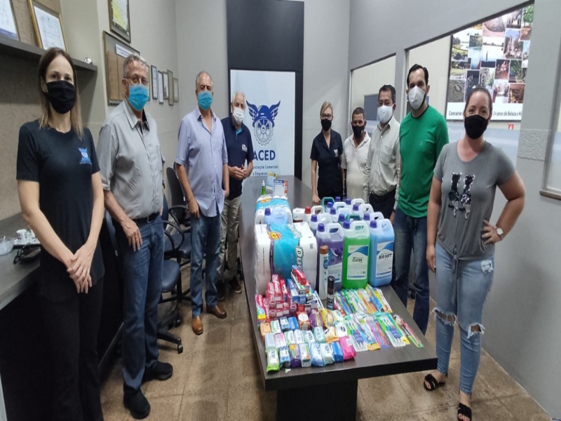 Notícia: ACED entrega kits de higiene e material de limpeza para o Lar do Idoso 