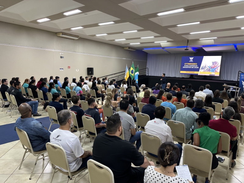 Notícia: Capacitação profissional gratuita acontece amanhã na ACED